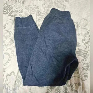 Uniqlo navy blue joggers!